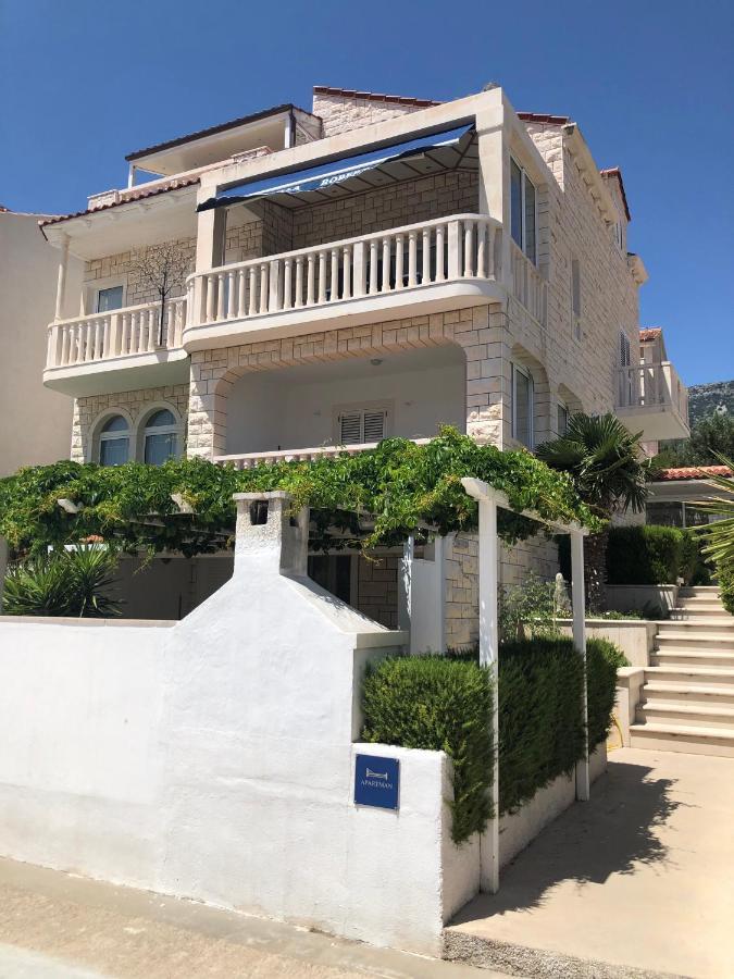 Apartmani Roberta Bol Exterior photo