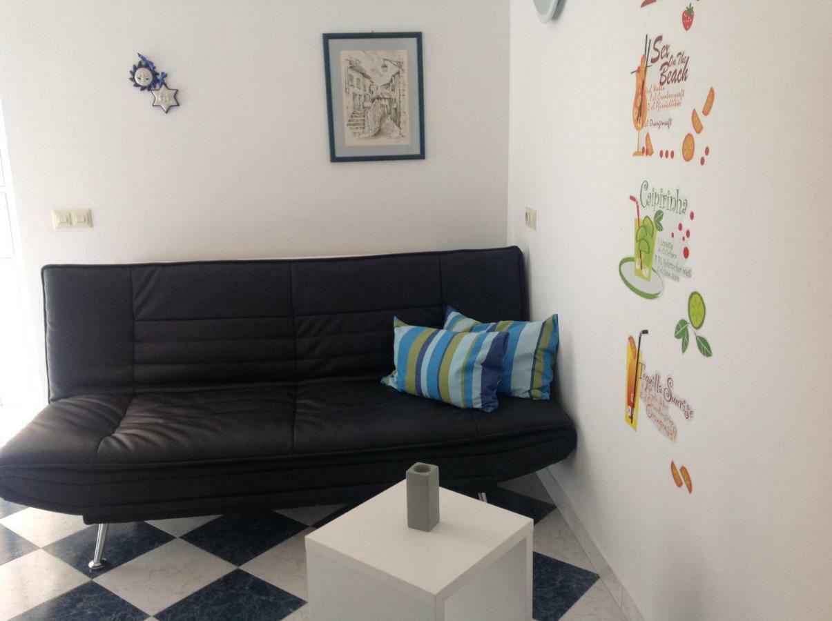 Apartmani Roberta Bol Exterior photo